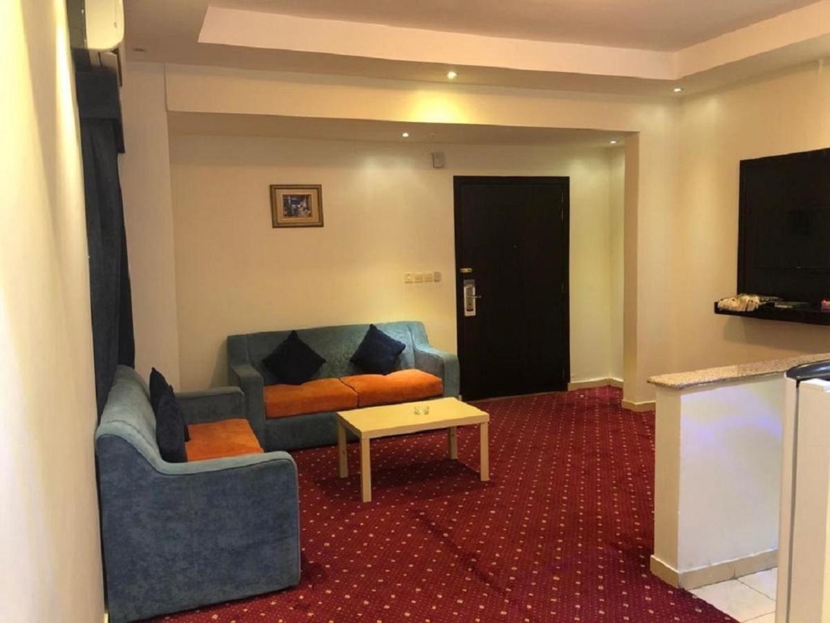 Samaya Royal Afif Aparthotel Buitenkant foto
